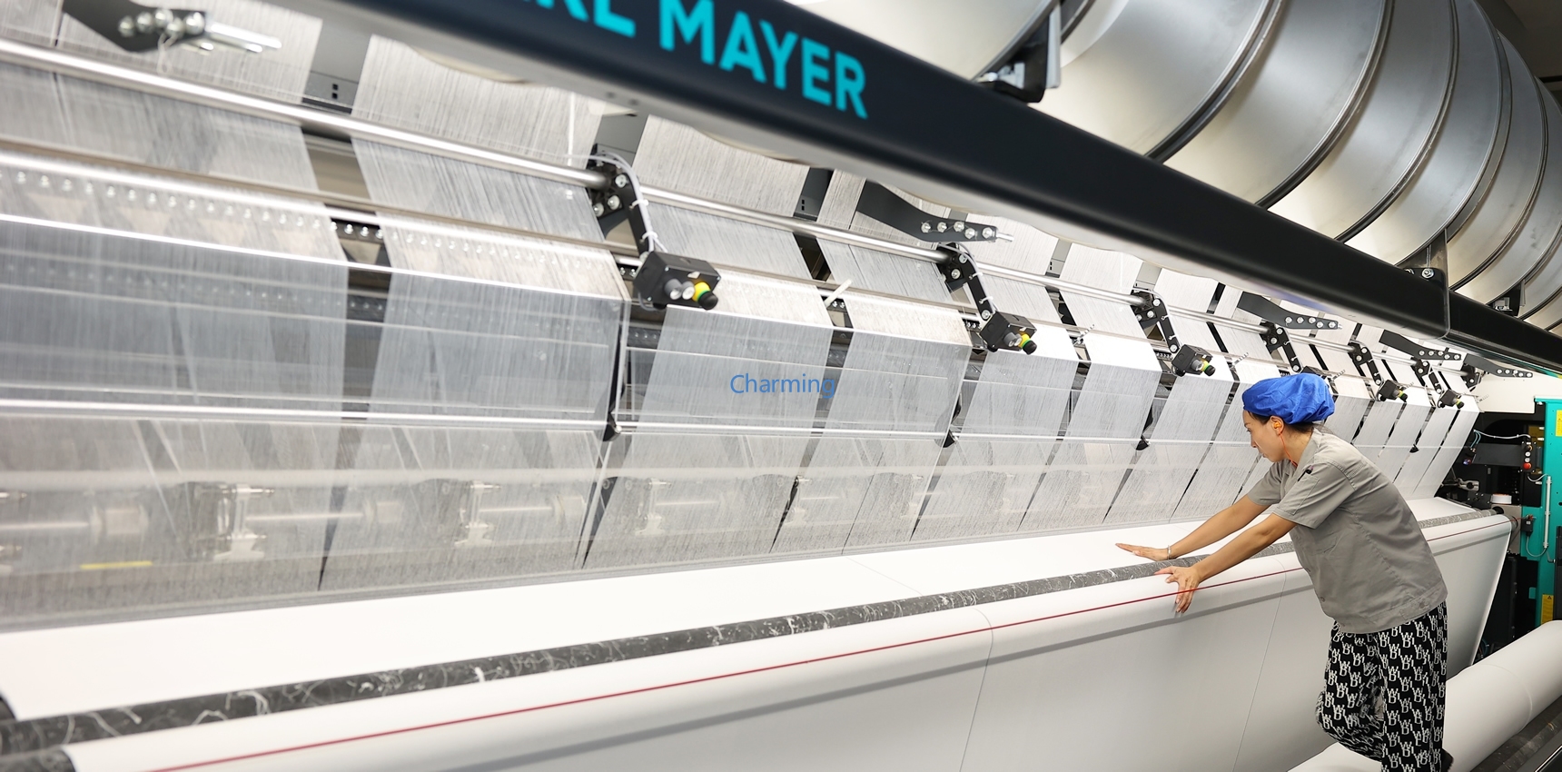 致力于技術創(chuàng)新